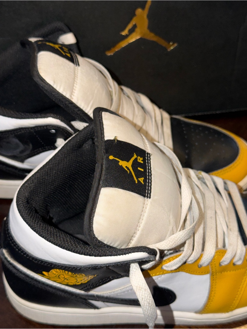 Jordan Mens High-Top Sneakers in White, Black & Yellow